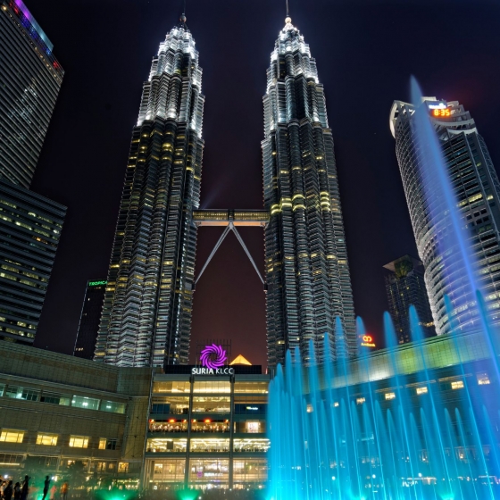 ツインタワー噴水ショー